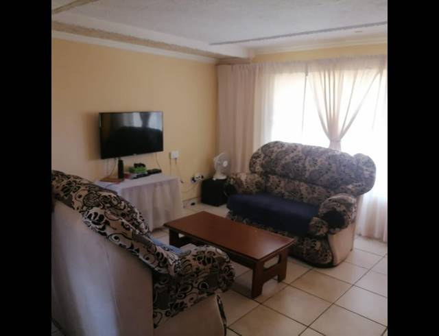 4 BEDROOM HOUSE FOR SALE IN SOSHANGUVE L